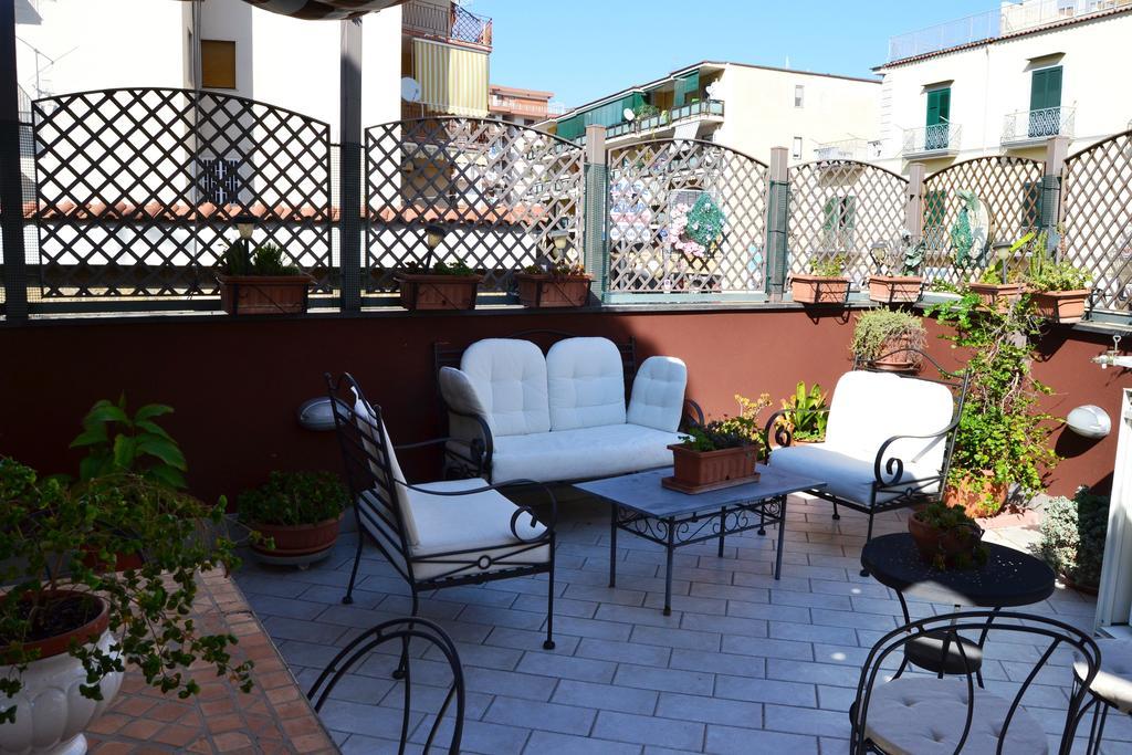كاستيلاّماري دي ستا B&B Olania المظهر الخارجي الصورة